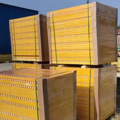 Fiberglass grating